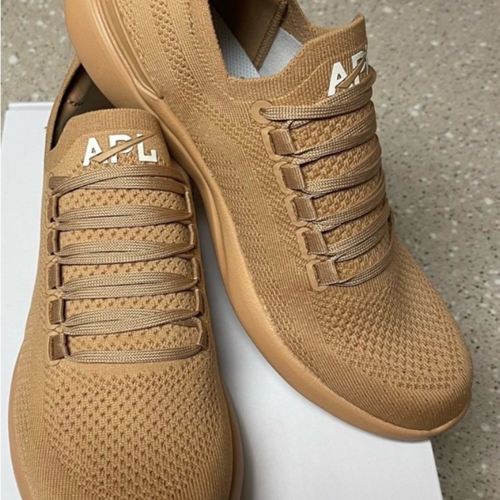 NWT APL (Athletic Propulsion Labs) Men's TechLoom Breeze 11 Tan/Pristine